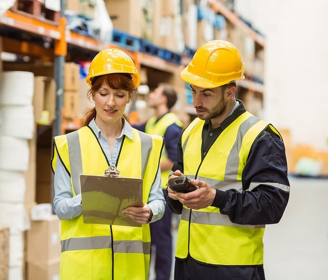 Warehouse-manager-talking